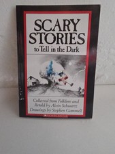 Scary Stories to Tell in the Dark by Alvin Schwartz (Trade Paperback)
