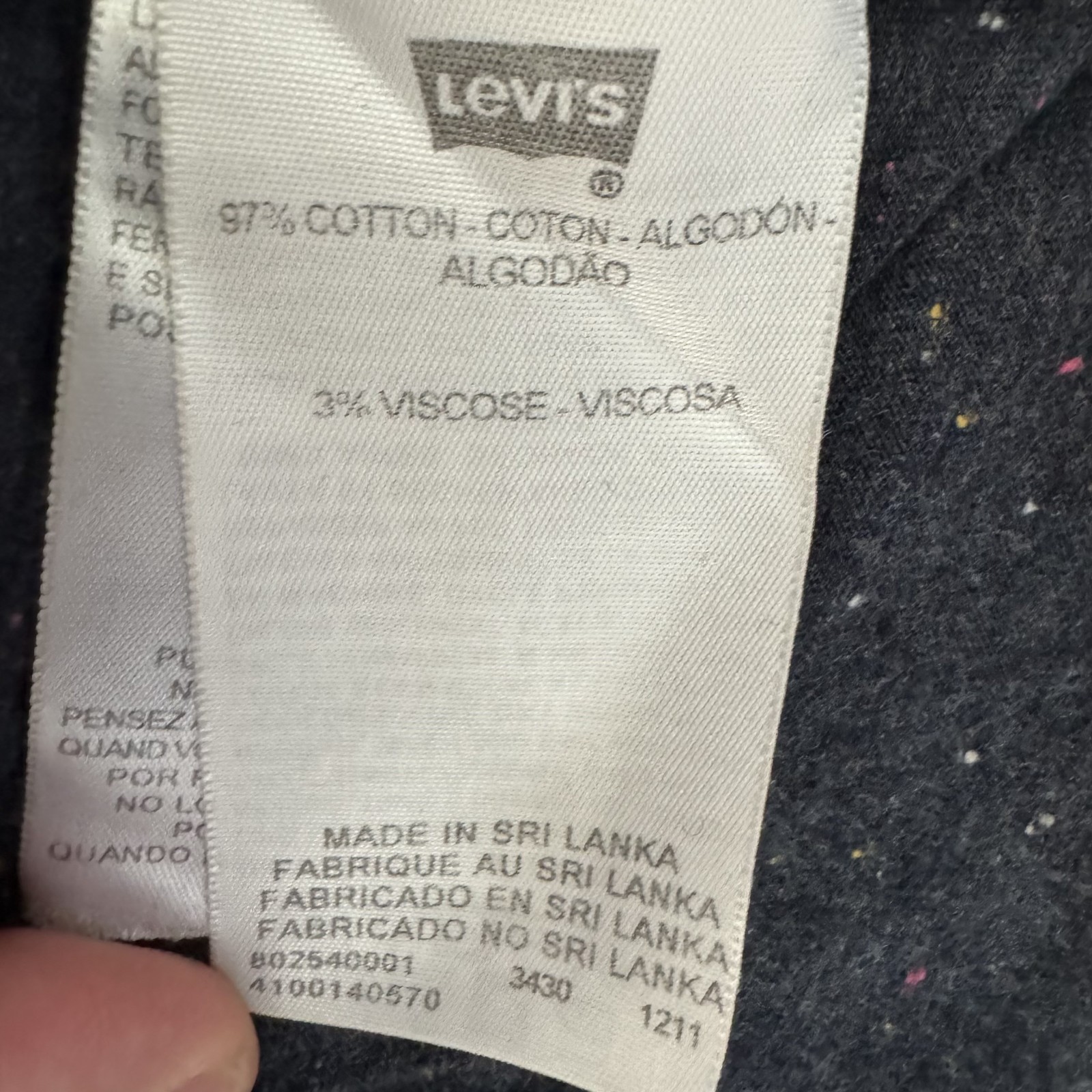 Levi’s Premium Essentials V-Neck Tee - Charcoal H… - image 4