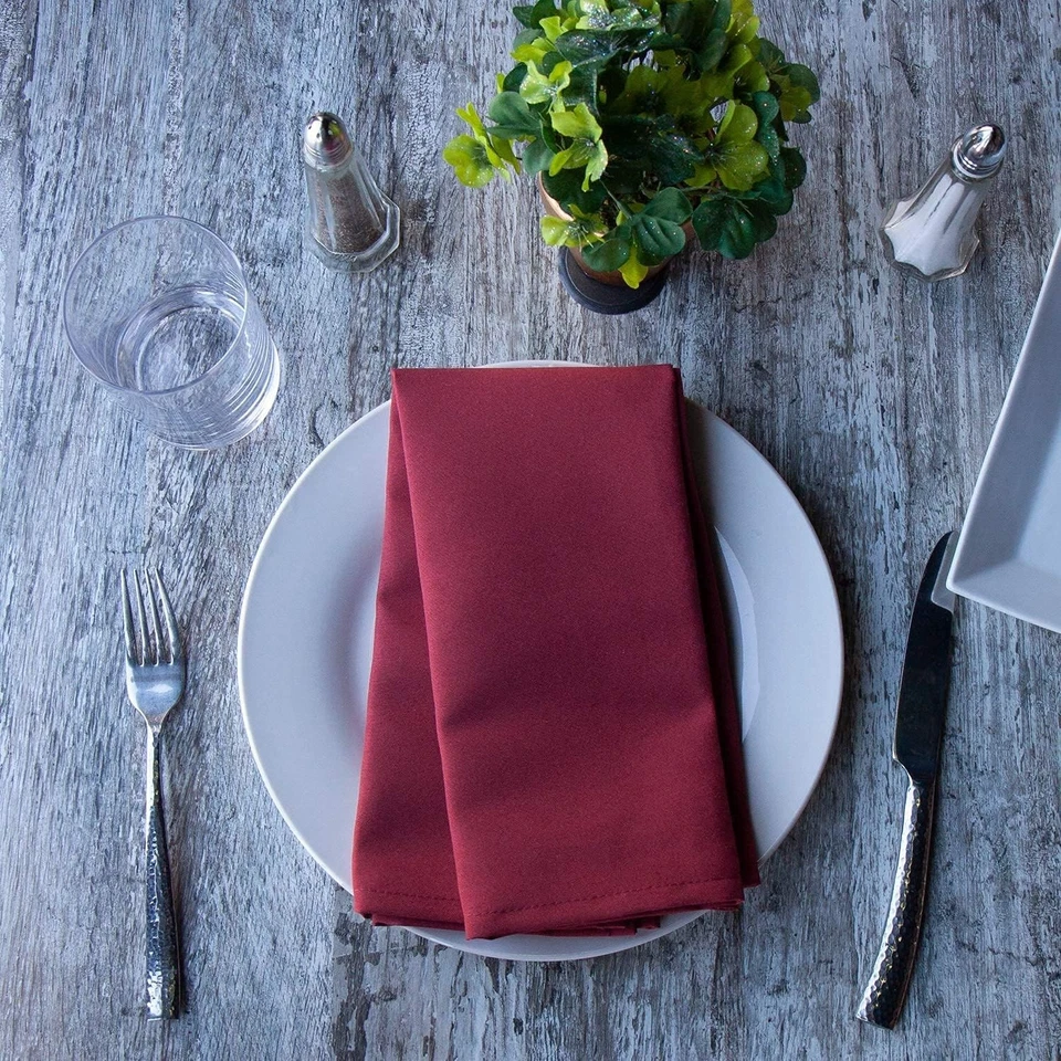 Elegant Burgundy Cloth Napkins 20x20 in - Ideal for Weddings and Dinner Parties - Image 4 of 4