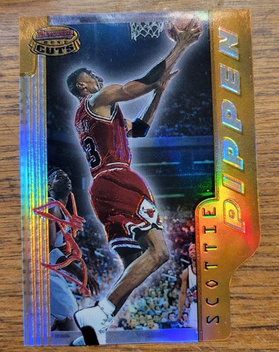 Scottie Pippen [Refractor] #BC10 1996 Bowman's Best Cuts card