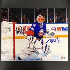 Jaroslav Halak signed New York Islanders 11x14 photo autograph ~ Beckett BAS