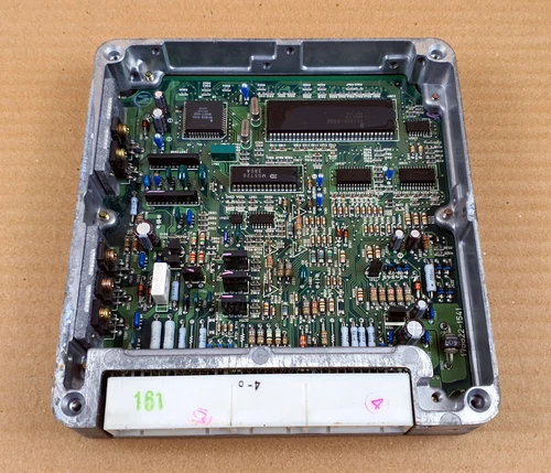 Toyota Hilux Surf KZN185G KZN185W 1KZTE A/T 89661-3D240 engine computer oem jdm - Picture 5 of 12