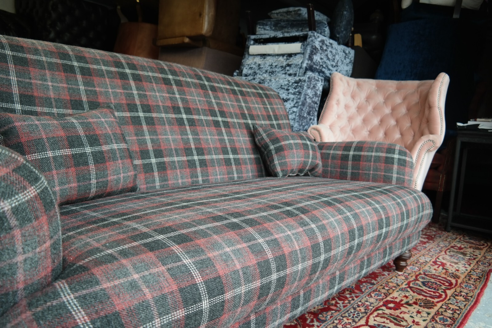 Stunning Tetrad Braemar Midi Sofa Raspberry Plaid Harris Tweed Rrp£2600