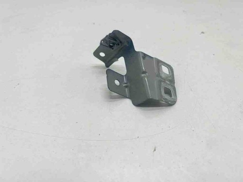 BMW 7 F01, F02 Kotflügelhalter vorne links 4.40 Petrol 2014 31893849