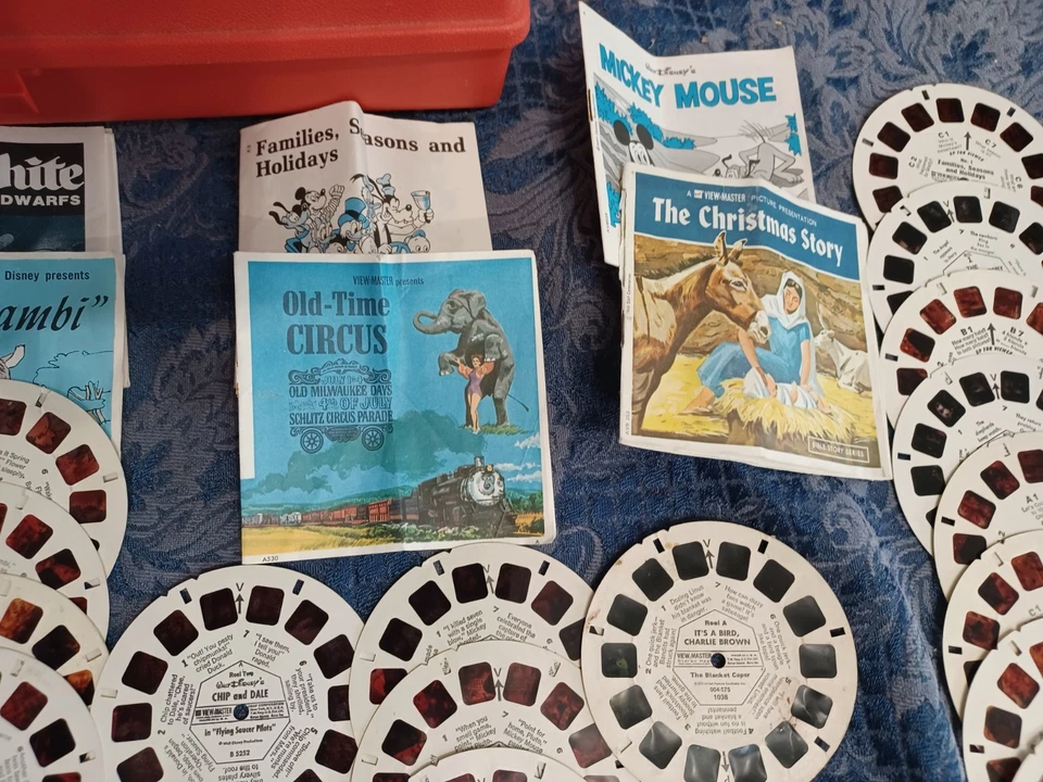 Lote De Colección Viewmaster Coleccionistas Estuche Visores y 40+ Discos Carretes Pitufo Disney Foto 4 de 4