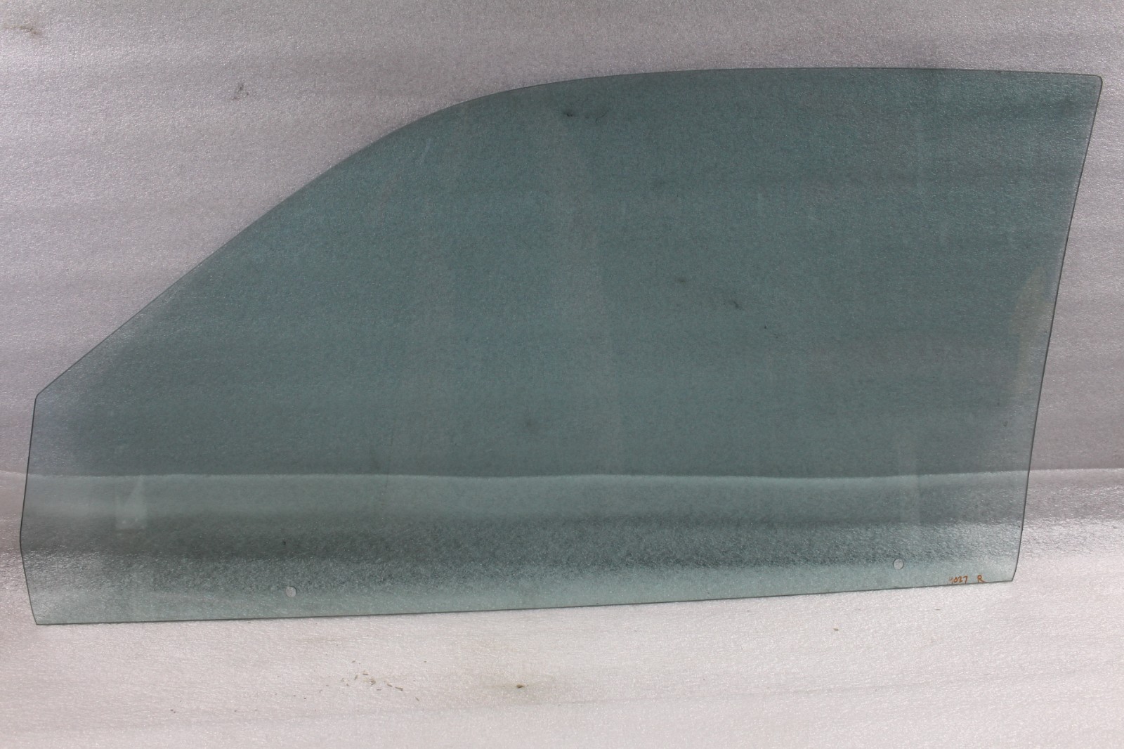 Ferrari Mondial, RH, Right, Front Door Glass, Used, P/N 60552700