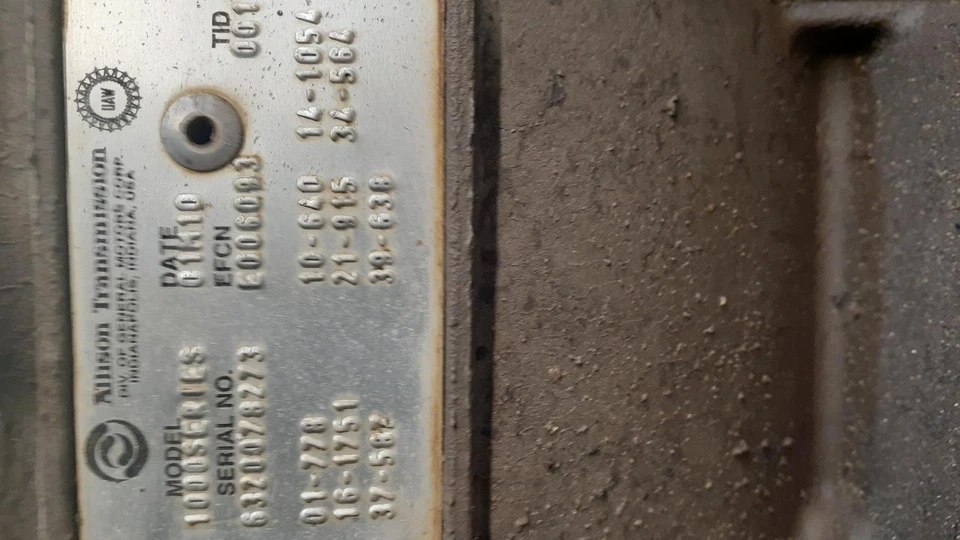 Used Automatic Transmission Assembly fits: 2002 Chevrolet Silverado 2500 pickup - Imagem 3 de 4