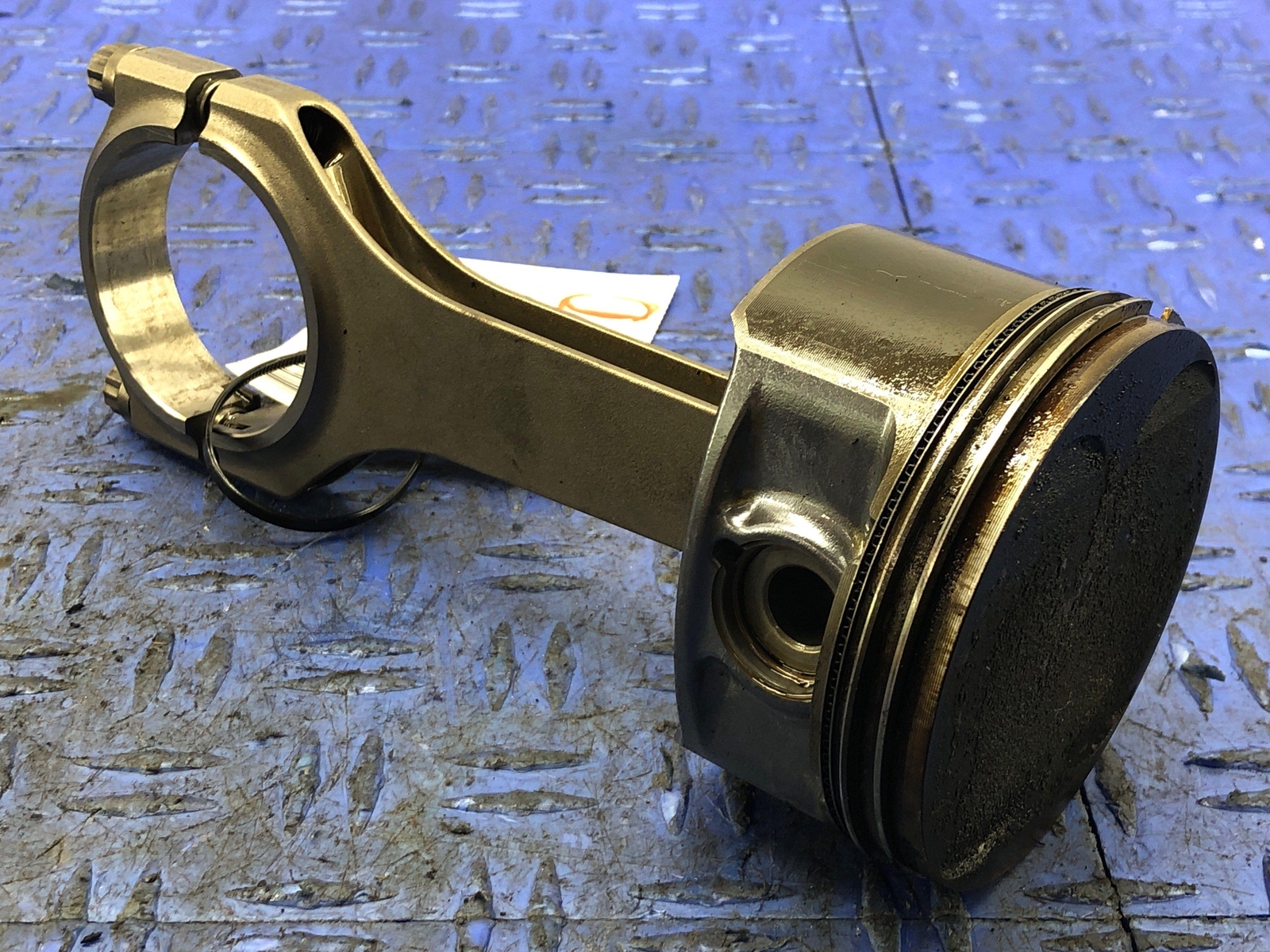 2006-2018 ASTON MARTIN VANTAGE V8 4.3L V8 ENGINE PISTON W/CONNECTION ROD OEM