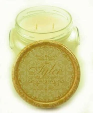 WINTER WONDERLAND Tyler 22 oz Large Scented 2-Wick Jar Candle