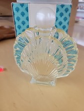 Avon Vintage 1990 SKIN SO SOFT BATH OIL 4.5 fl oz Sea Shell Glass Decanter