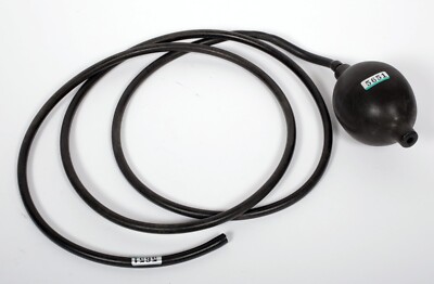 Air shutter tube release bulb for Packard or other air operates