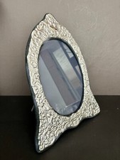 LARGE VINTAGE STERLING SILVER PHOTO FRAME, WILLIAM COMYNS & SONS, LONDON, 1986