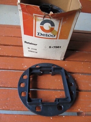 NOS  HEI Distributor Spark Plug Wire Retainer Corvette Camaro GM 12004716 V6 V8