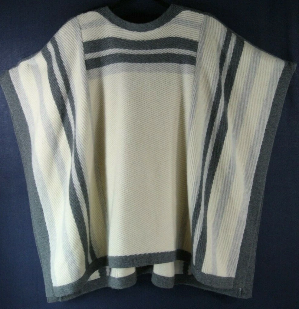 New Club monaco chevron knit poncho Ivory/Gray One size #S6091