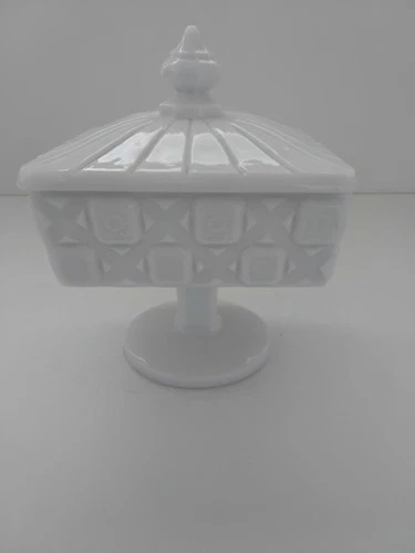 Vintage Westmoreland Old Quilt Milk Glass Square Pedestal Candy Dish Footed Lid