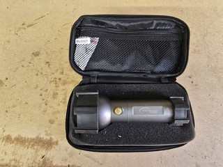 GENUINE TOCLITE TRAIN DRIVER'S SAFETY TORCH BRAND NEW (BATTERIES INCLUDED)