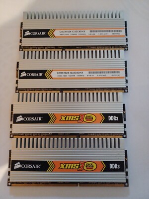 Kit De 4 Barrettes RAM DDR3 Corsair 1 Go Chacune (4 Go Total) - 1333 MHz - Occasion