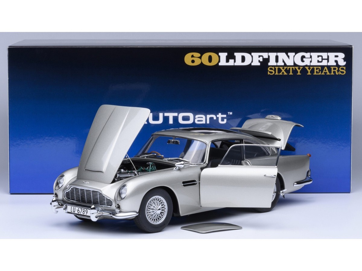 ASTON MARTIN DB5 RHD 007 JAMES BOND 