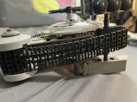 LEGO Star Wars Freeco Speeder 8085 and Corporate Alliance Tank 7748 Incomplete