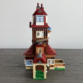 LEGO Harry Potter: The Burrow (4840) Building Set with Minifigures Retired 2010