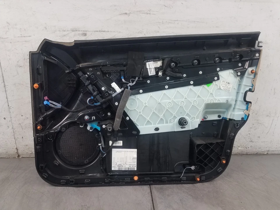 Panel de puerta del conductor delantero izquierdo Mercedes Benz AMG C 63 2011 #7010 A12 Foto 4 de 4