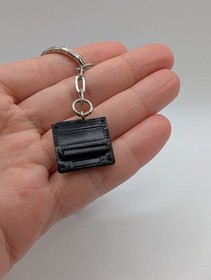 Banpresto Japan Nintendo History Series Famicom Console/Cartridge Keychain 2003