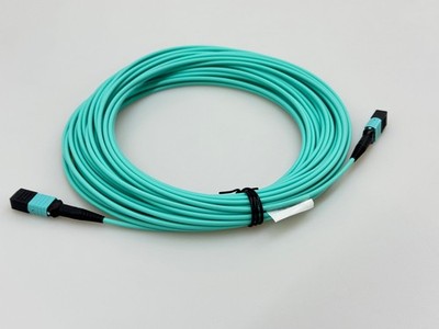 Legrand V12-MMMP-15M-50L Quiktron MTP Trunk Glasfaserkabel 15m 12-Strand OM3 10G