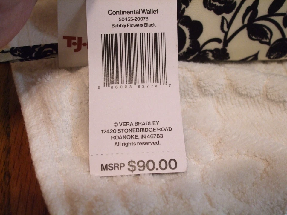 CARTERA CONTINENTAL VERA BRADLEY, FLORES BURBUJEANTES NEGRA, NUEVA CON ETIQUETAS, PRECIO DE VENTA SUGERIDO POR EL FABRICANTE $90, 60% DE DESCUENTO Foto 3 de 4