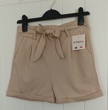 Made in France Belted shorts with pockets size 8-10