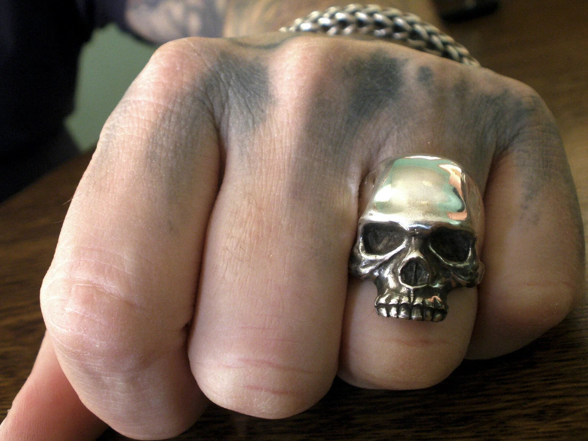 Sterling Silver Blade Skull Ring