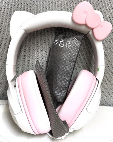 Razer Kraken Kitty V2 Wired USB A Gaming Headset with Kitty Ears and Chroma RGB - Picture 3 of 5