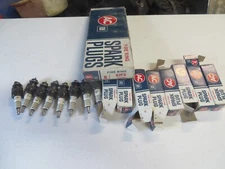 NOS Box of 8 AC 42FS Fire Ring Spark Plugs Dated GM 5613263