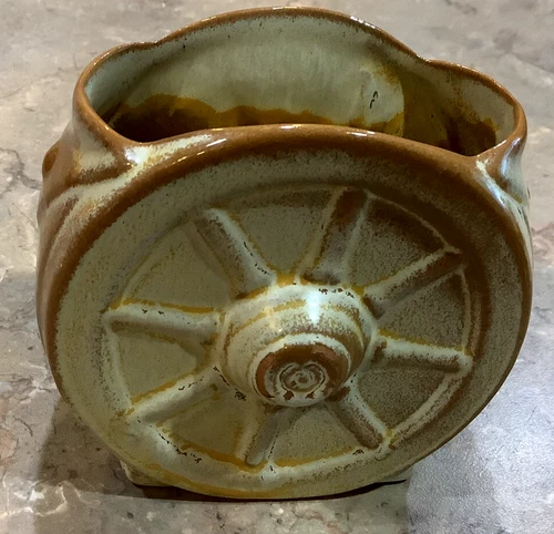 VINTAGE FRANKOMA WAGON WHEEL VASE PRAIRIE GREEN 3 1/2"