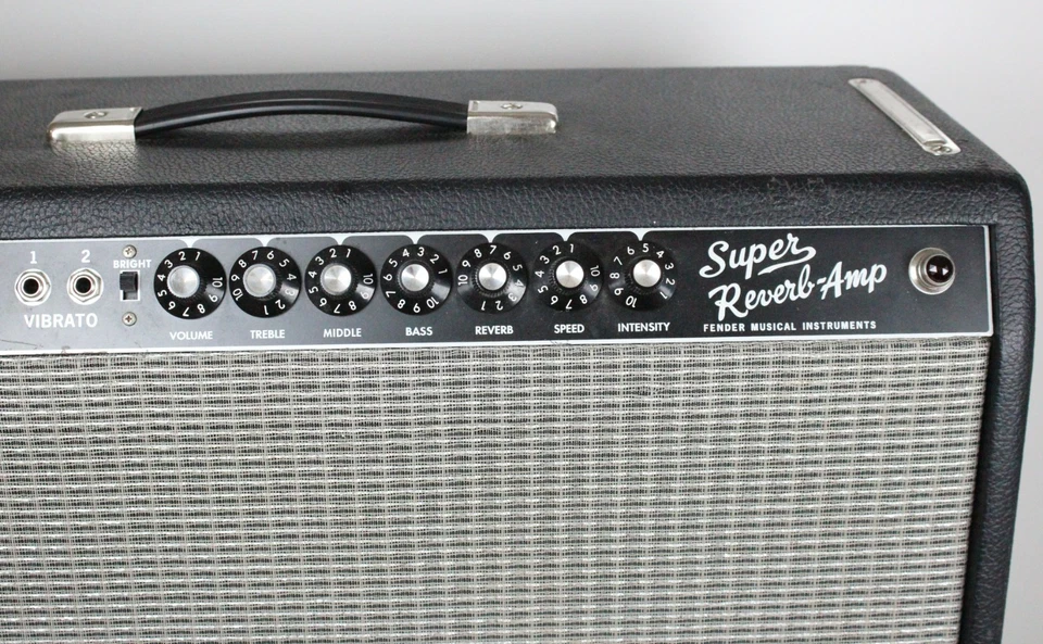 Fender 1965 Reissue '65 Super Reverb 4x10" 45W Tube Guitar Combo Amp ~MINTY~ - Image 3 of 4
