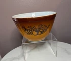 Vintage PYREX “Old Orchard” #401 750 ml Mixing Nesting Bowl