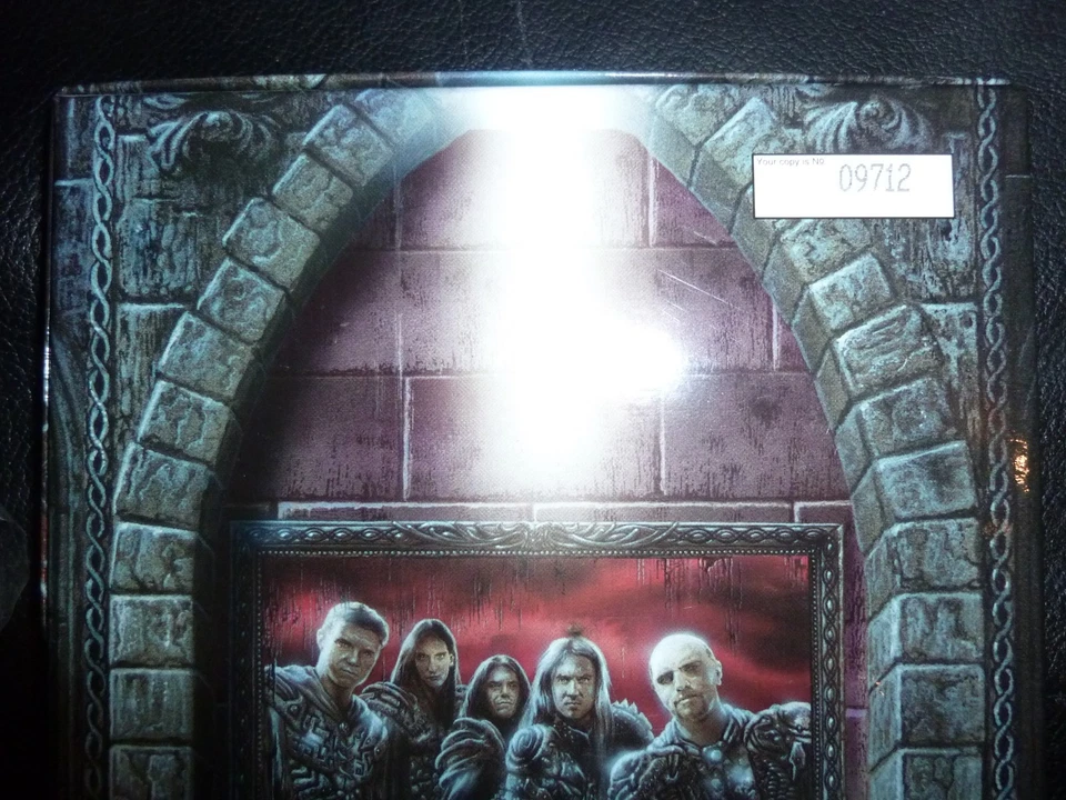 HAMMERFALL - Legacy of Kings Ltd. Box Helloween Iron Maiden Nr. 09712/10000 - Bild 4 von 4