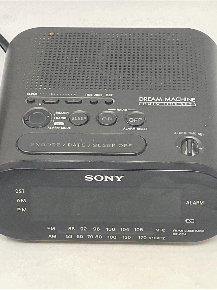 Sony Dream Machine Clock/Radio   Am/FM Model ICF-C218 New Battery - Image 4 of 4