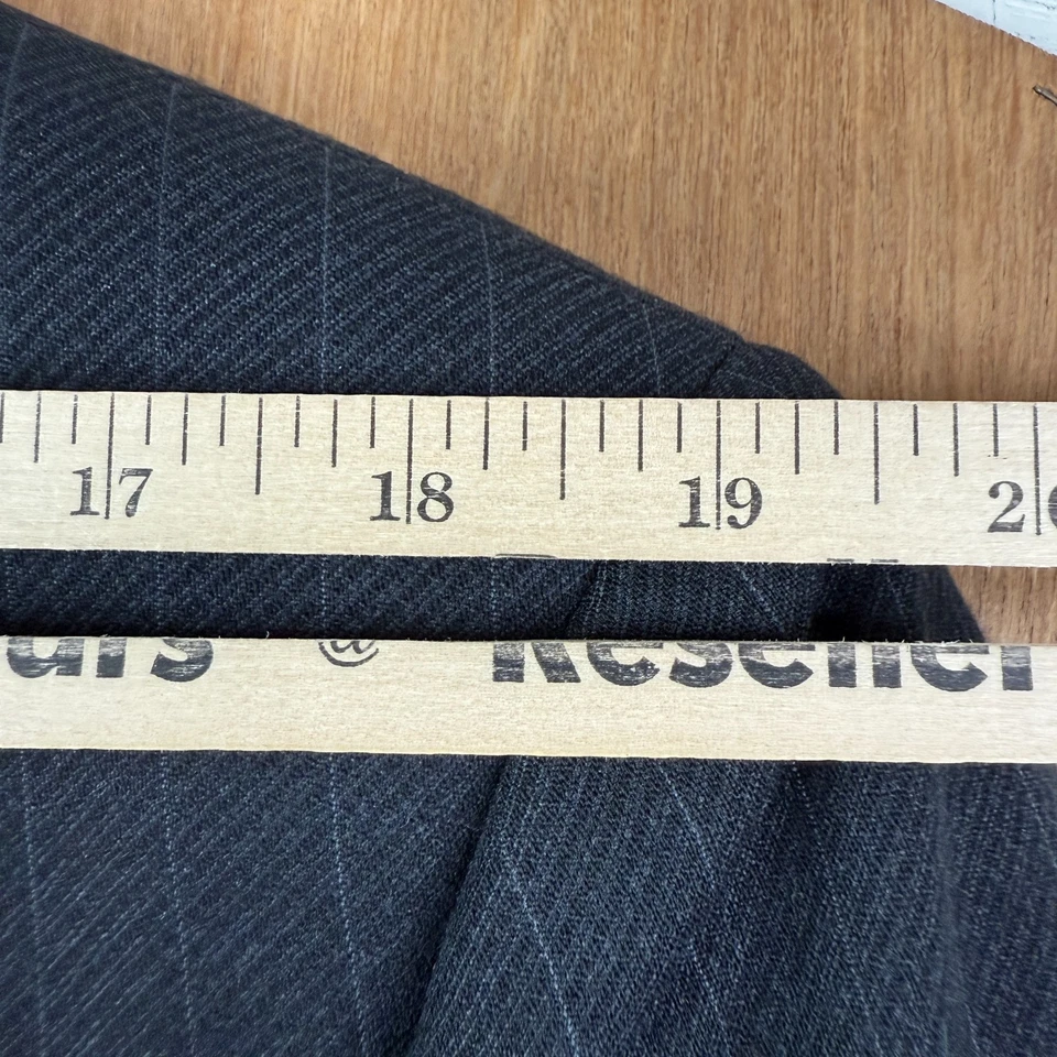 Tallia Uomo Suit Mens 42L Gray Pinstripe 3 Button 100% Wool Pants 40x30 Cuffed - Image 4 of 4