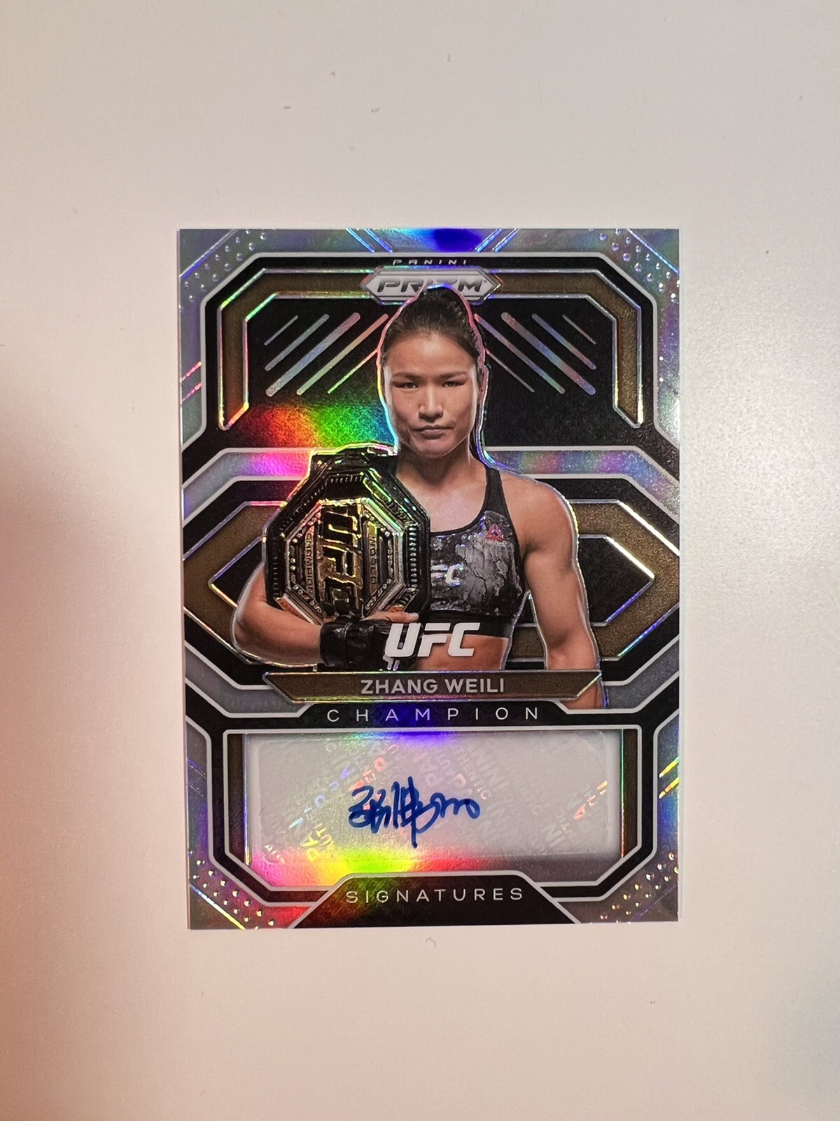 2021 Panini Prizm UFC ZHANG WEILI SILVER PRIZM HOLO CHAMPION SIGNATURES AUTO 📈