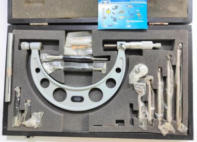 Moore & Wright M & W Precision Tools Micrometer/0-150mm With Wooden Case