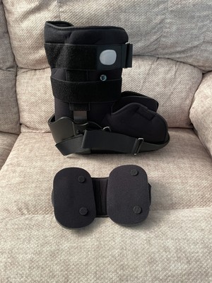 Breg SoftGait Air Short Walker Boot Size Large