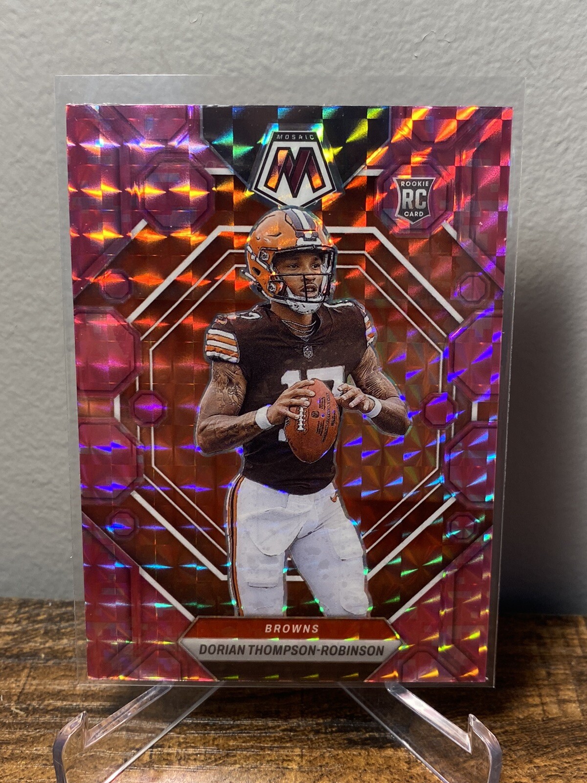 Dorian Thompson-Robinson #316 Camo Pink Parallel RC 2023 Mosaic Football, Browns