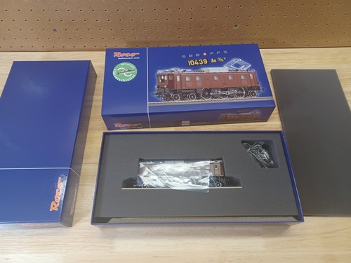 Roco HO SBB Ae 3/6 II 10439 Locomotora Eléctrica Analógica DC 68400 NUEVO en CAJA | Condition: New