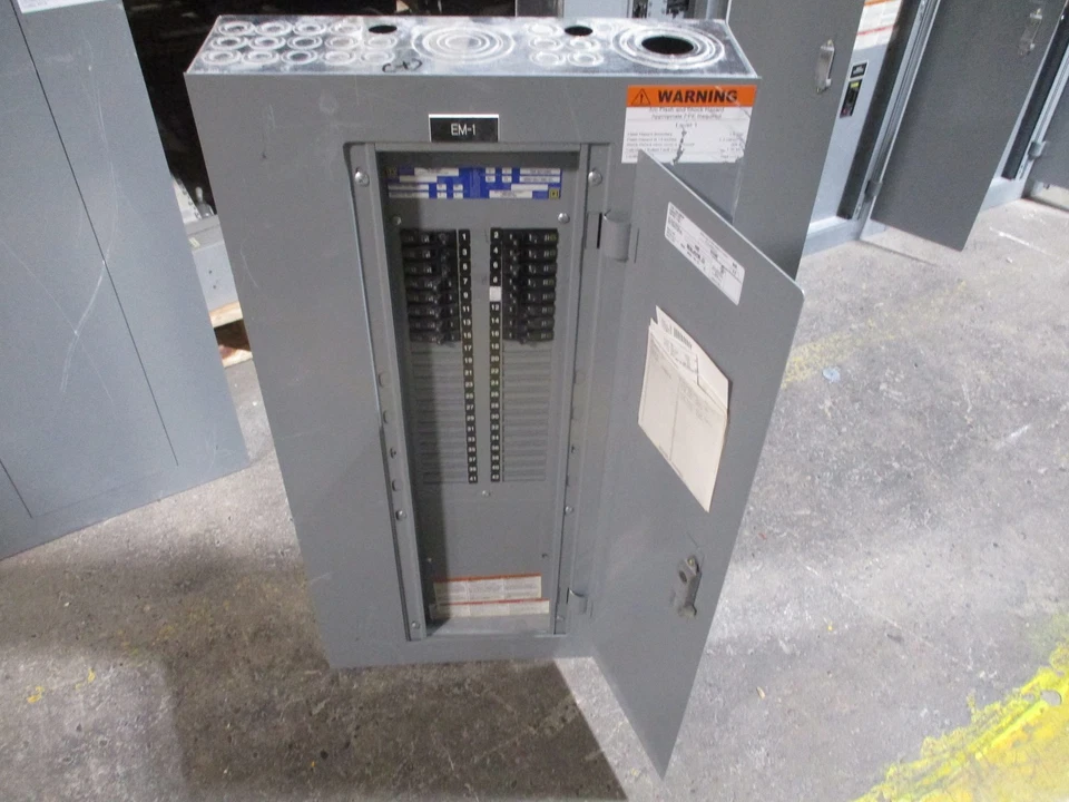 Square D Main Lug Circuit Breaker Panel 12219851720140001 208Y/120VAC 100A Max - Image 3 of 4