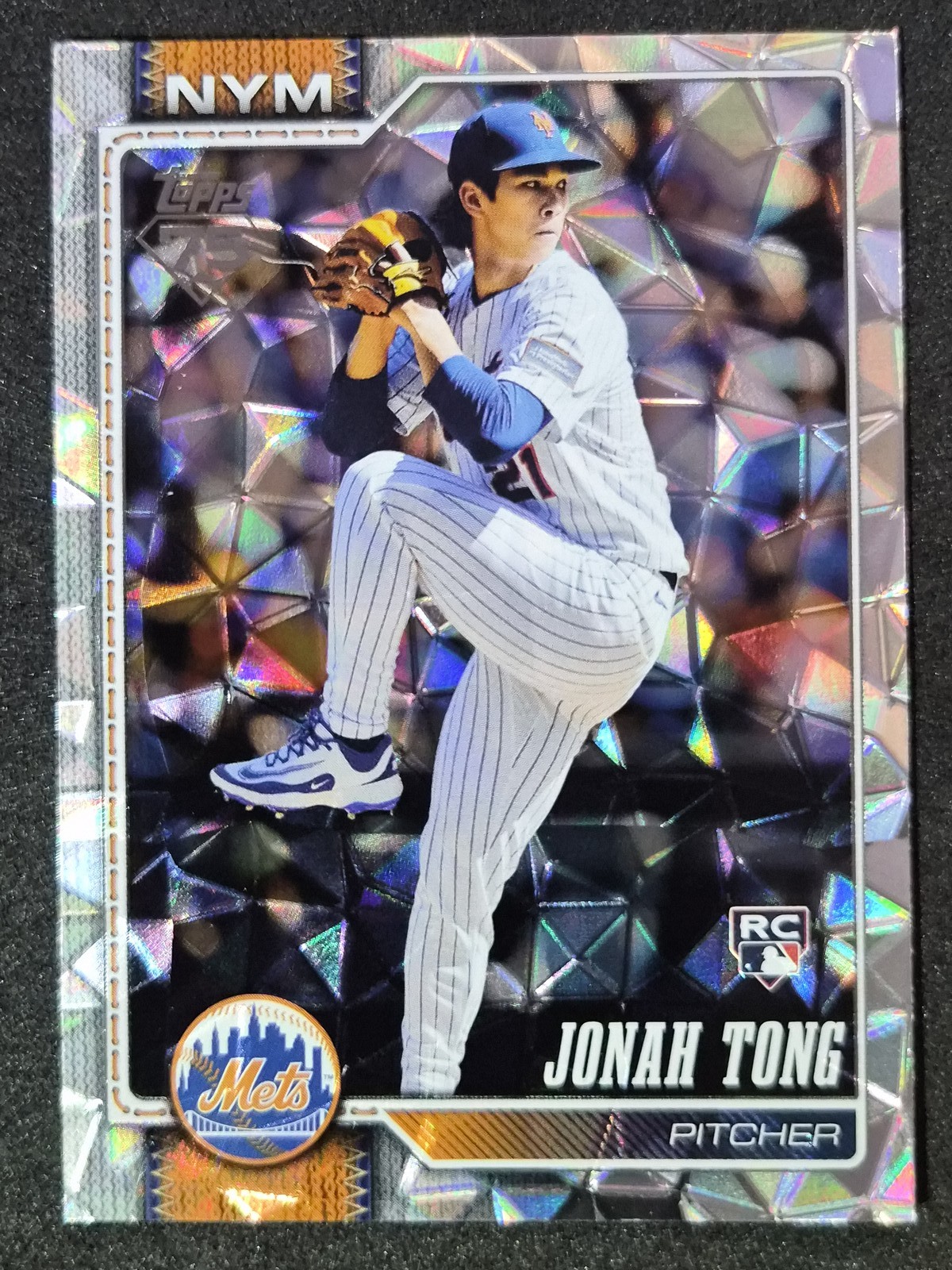2026 Topps #4 Jonah Tong Diamante Foil