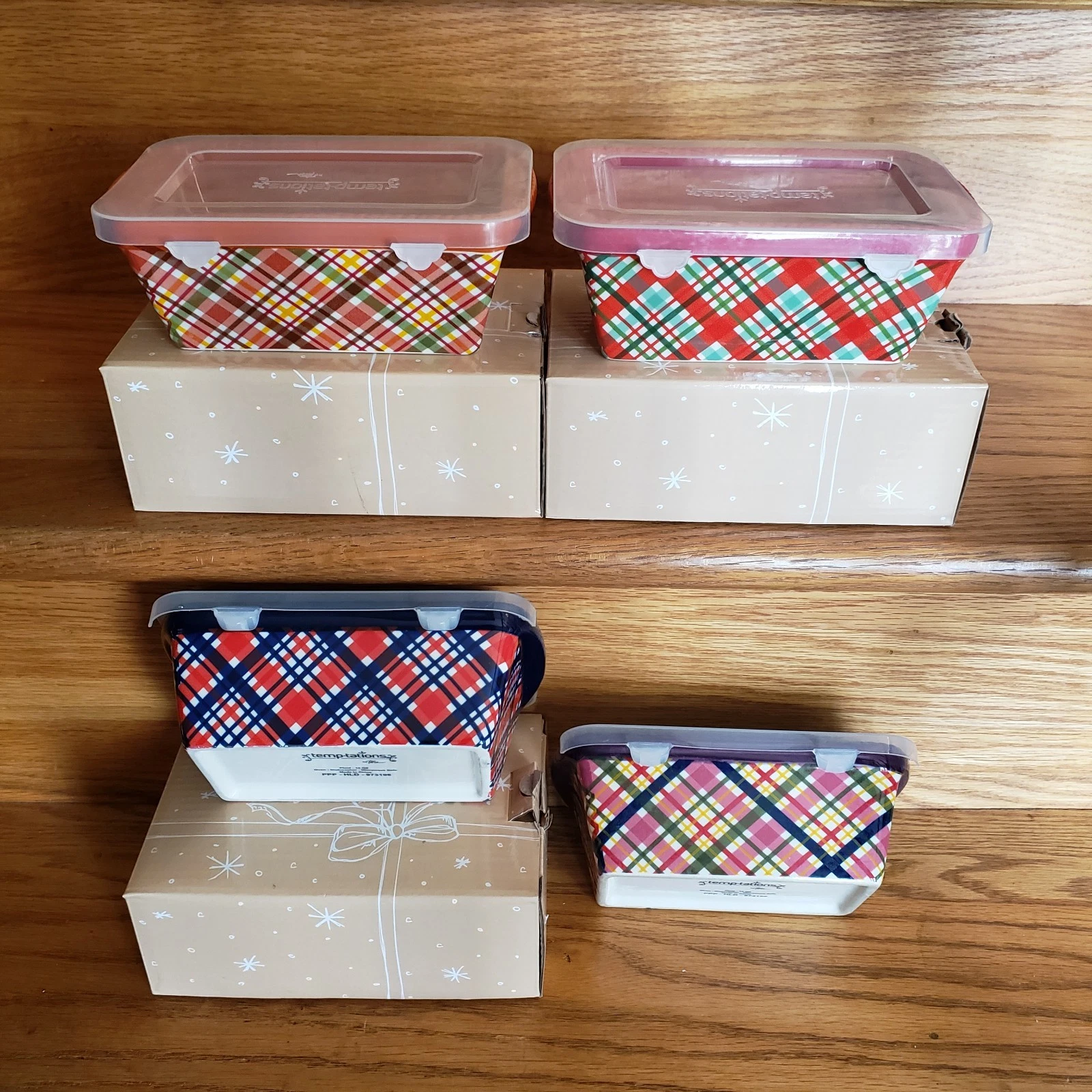 QVC TEMPTATIONS SET 4 MINI LOAF PANS 12oz each LIDS SEASONAL PLAID NEW NIB