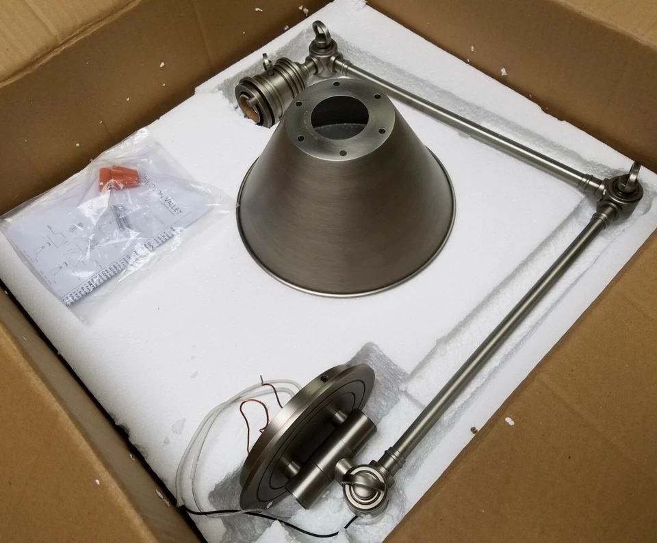 Aplique de pared Hudson Valley Lighting 8323-AN antiguo níquel 1 luz 23" T Foto 2 de 4