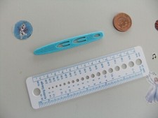 1 Nalbinding Naalbinding Nadel 3 L&ouml;cher f&uuml;r mehrfarbiges Garn &Ouml;ko Kunststoff NEU!