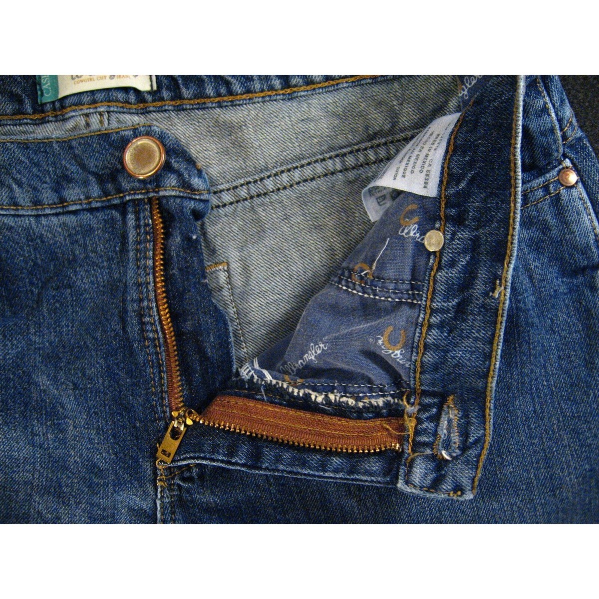 Wrangler Vintage CUTOFF JEANS SHORTS Womans 11/12 Hot Pants Cash