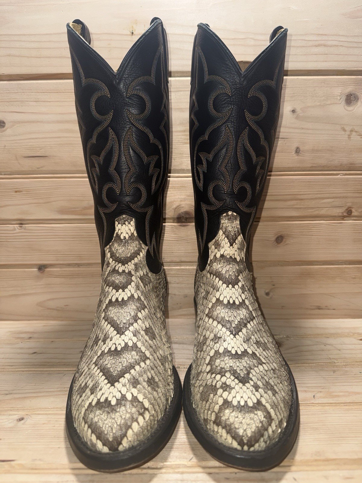 Tony Lama Eastern Diamondback Rattlesnake Exotic Western Cowboy Boots 8.5 D